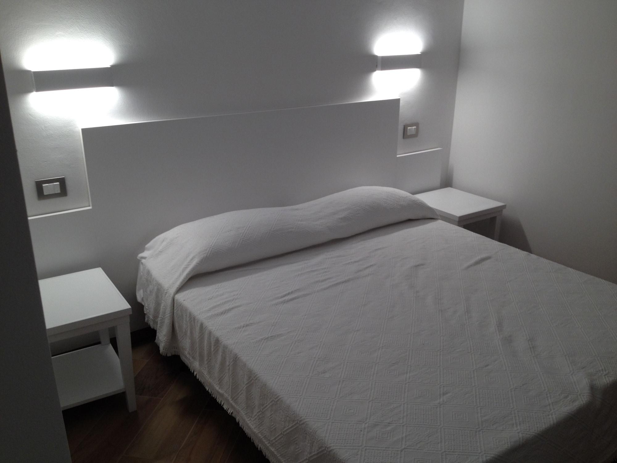 Hotel Il Pirata Cinisi Kültér fotó